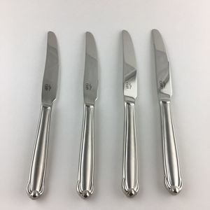 Set Of 4 Mikasa Classico Satin Dinner Knives